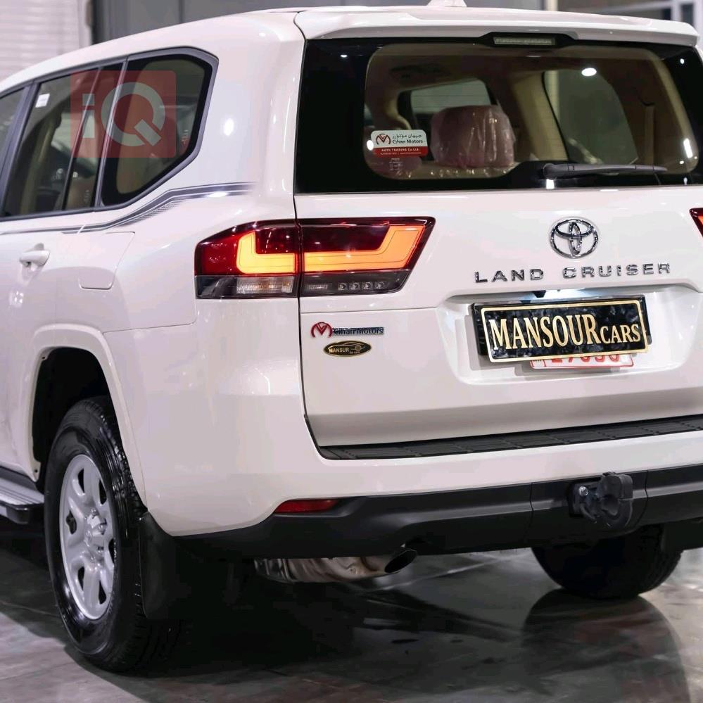 تويوتا لاندكروزر